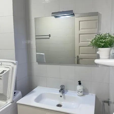 De 1 En Victoria Court 2 Cristianos.