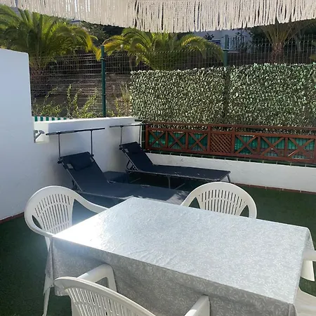 De 1 En Victoria Court 2 Cristianos. Appartamento *